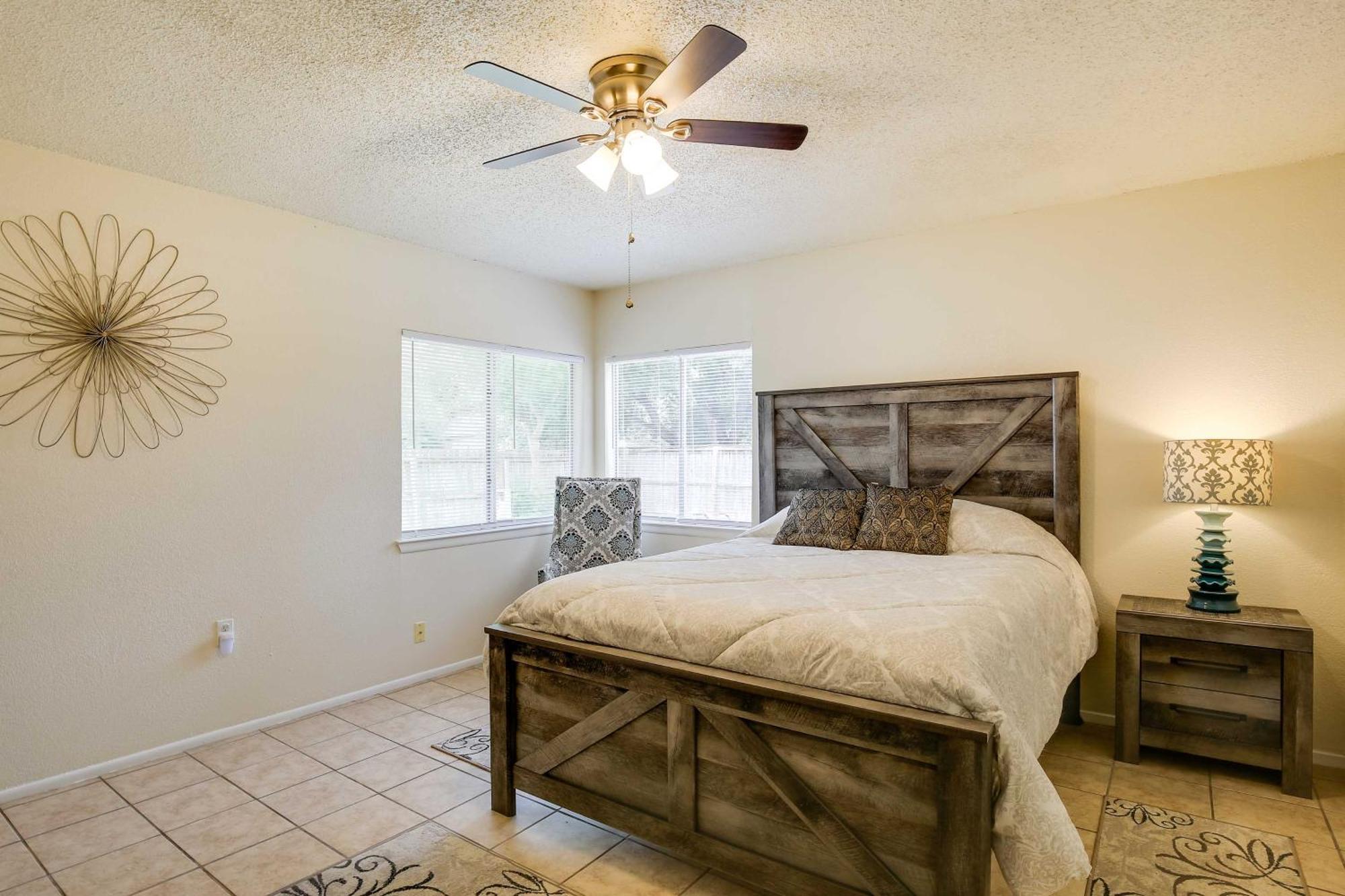 Sunny San Antonio Home With Backyard And Patio! Esterno foto